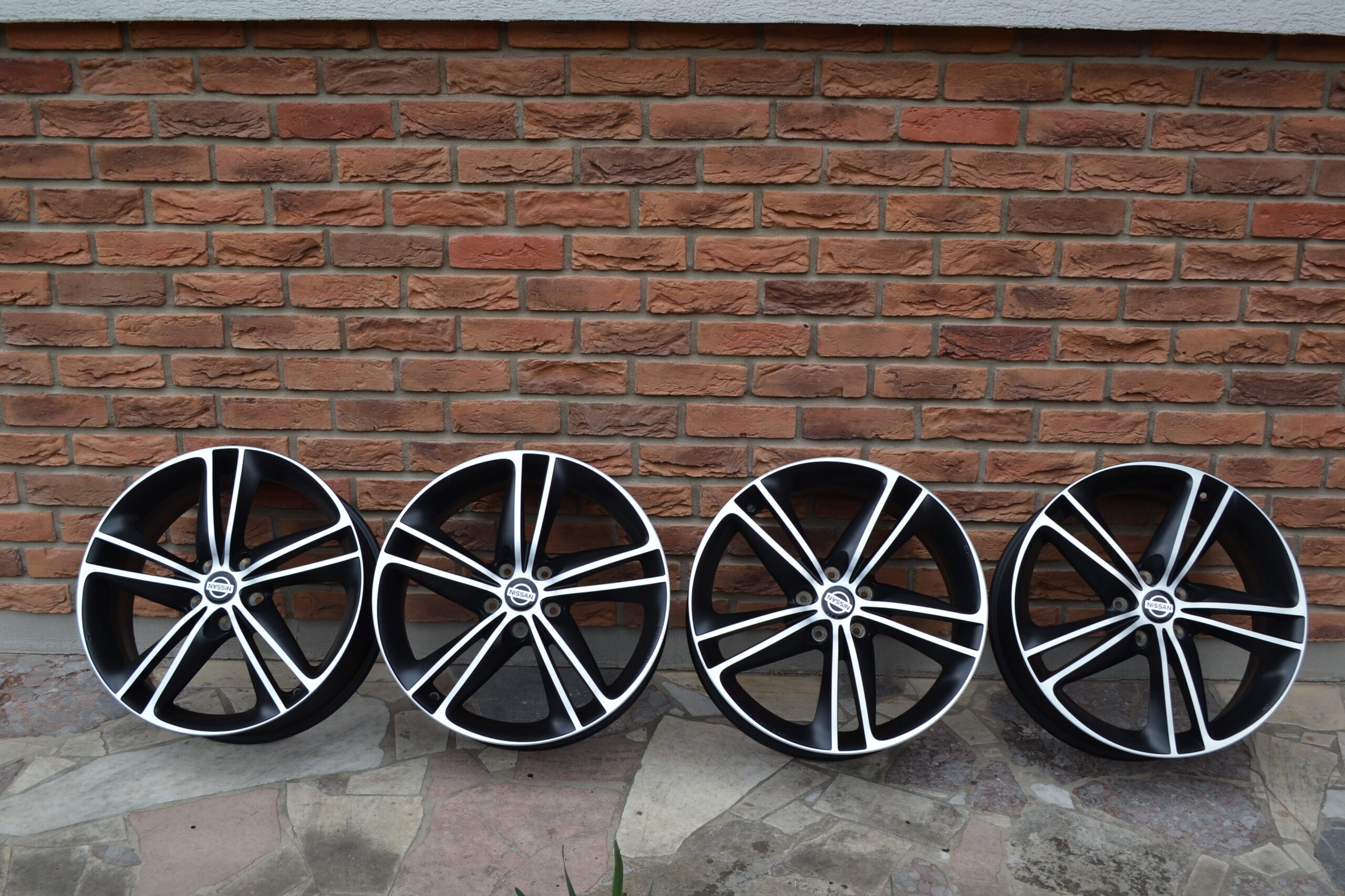 5x114,3 R19 Hliníkové disky Originál Nissan Qasqain – Obrázok 5
