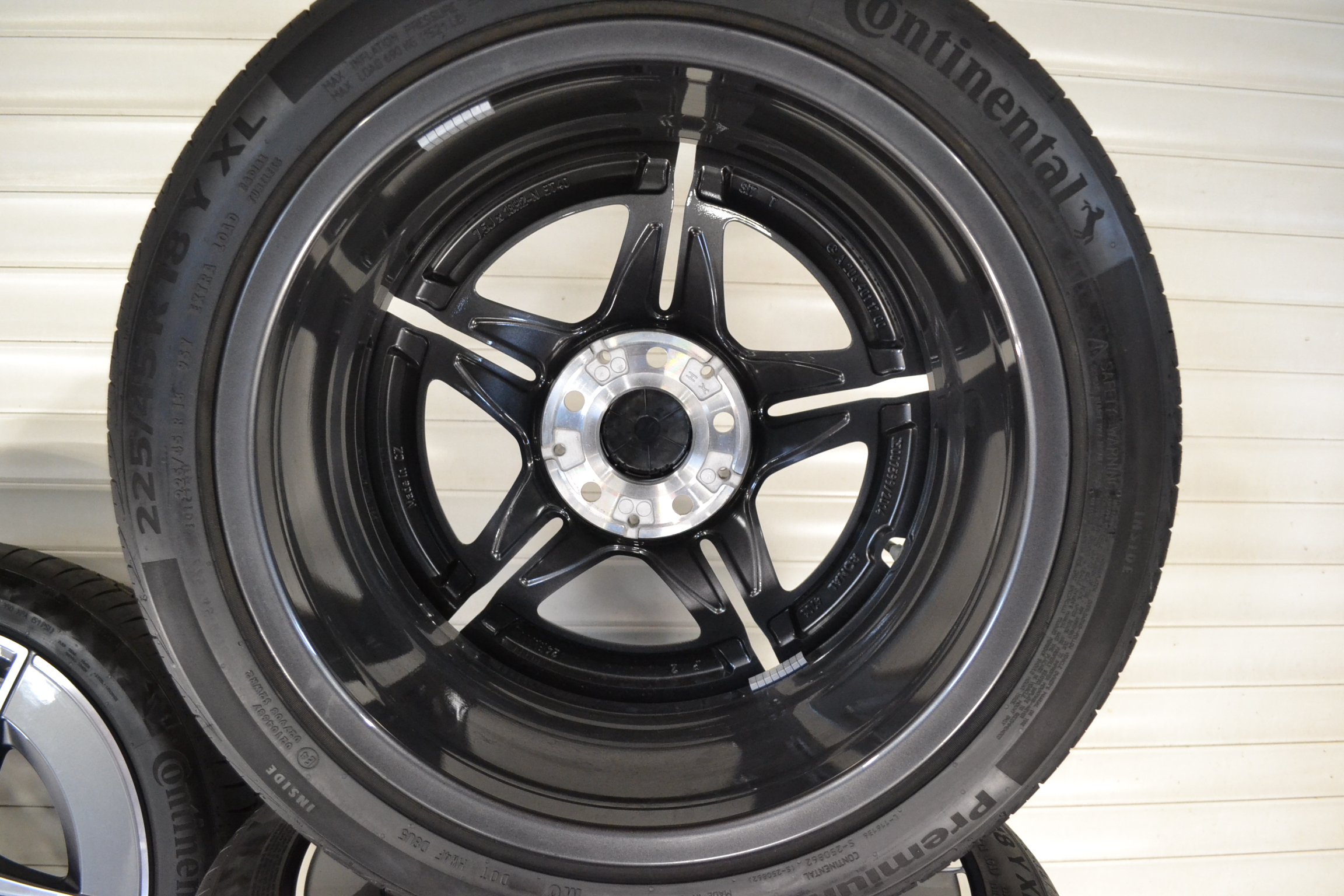 5x112 R18 Originál letná sada Mercedes-Benz C-class W206 S206 – Obrázok 3