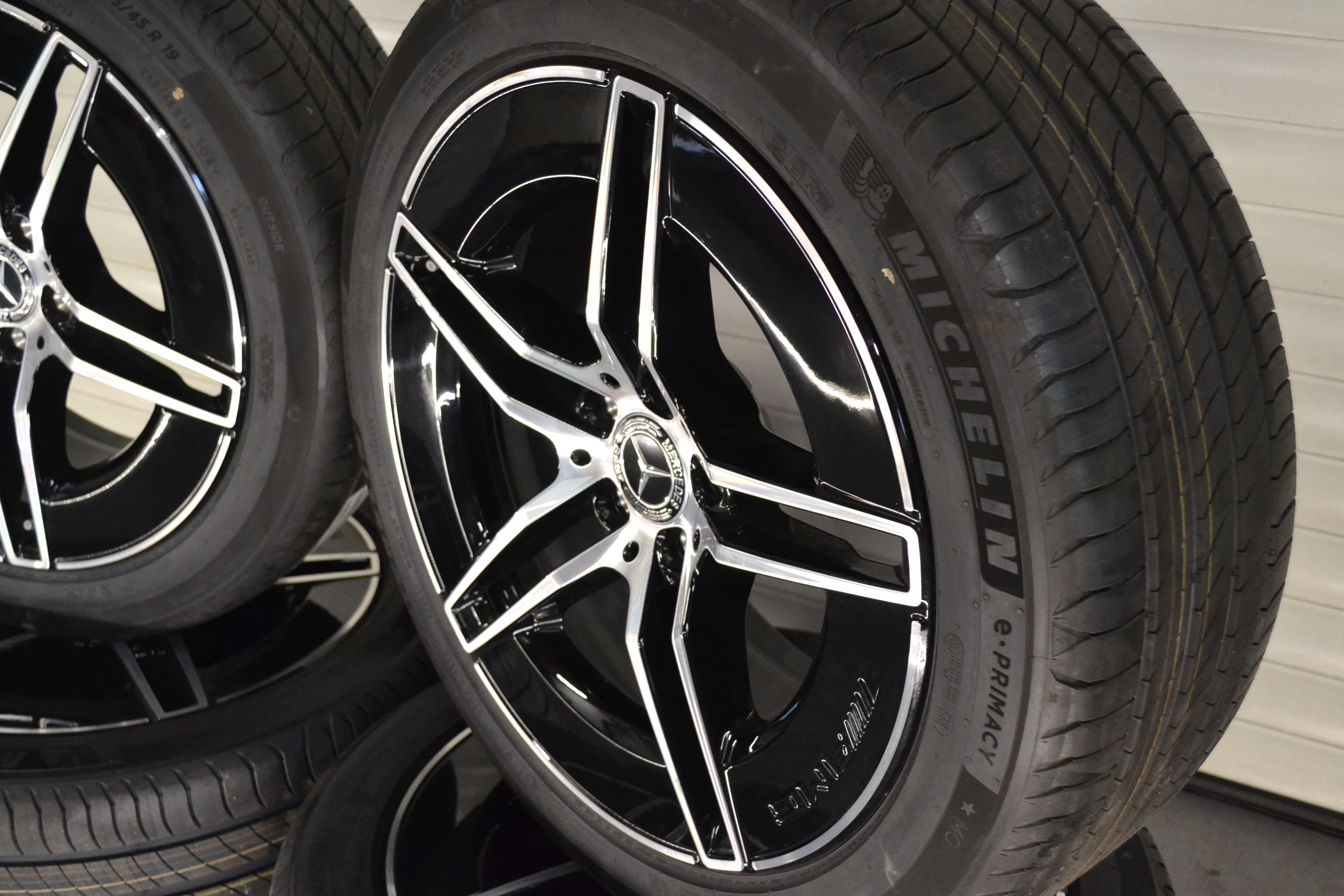 5x112 R 19 Originál letná sada kolies Mercedes-Benz E-class W214 – Obrázok 6