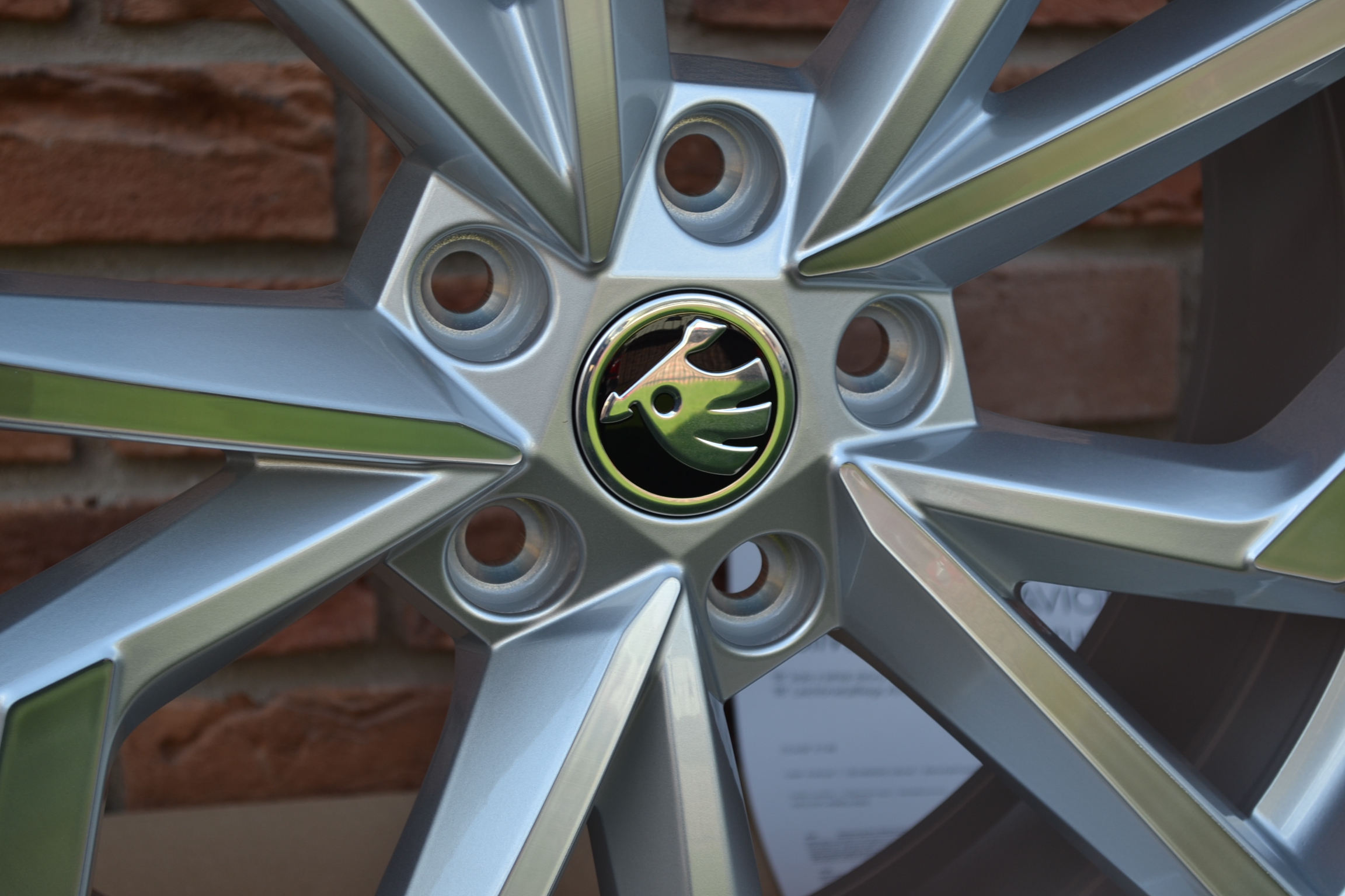5x112 R18 Originál Škoda Octavia 4 model AVIOR – Obrázok 3