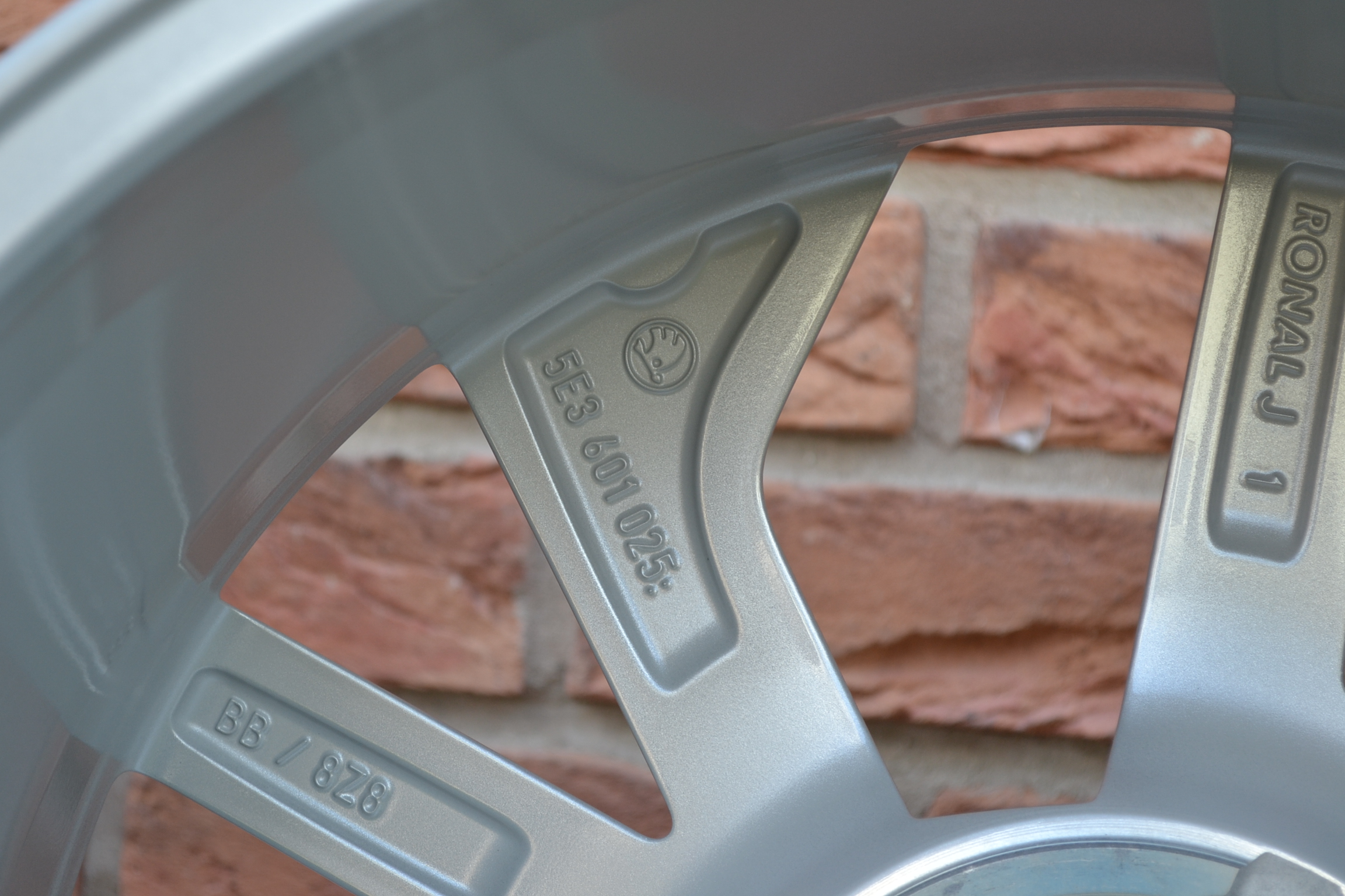 5x112 R18 Originál Škoda Octavia 4 model AVIOR – Obrázok 6
