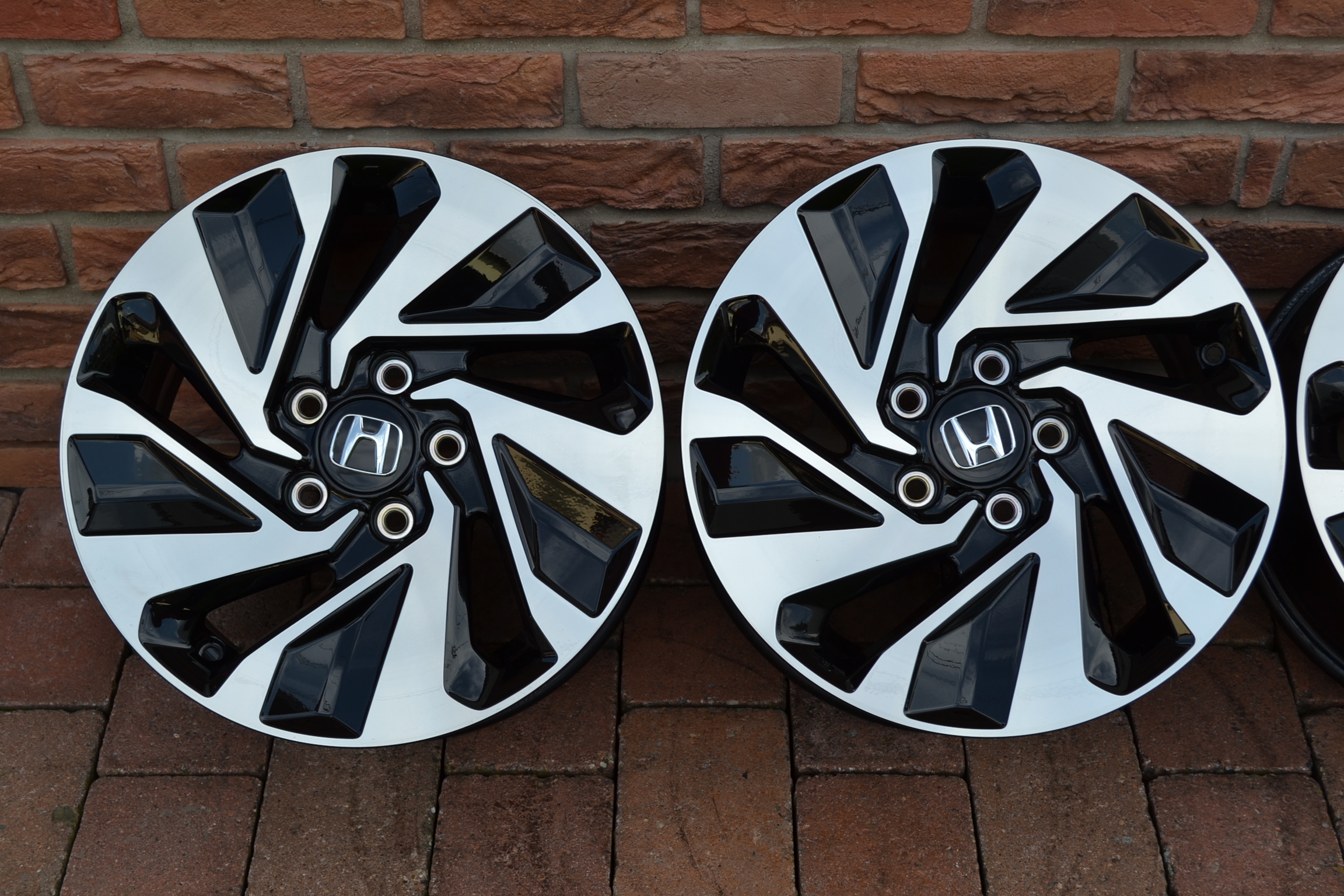 5x114,3 R16 Hliníkové disky Originál Honda Civic X / XI – Obrázok 6