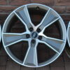 4M0601025R