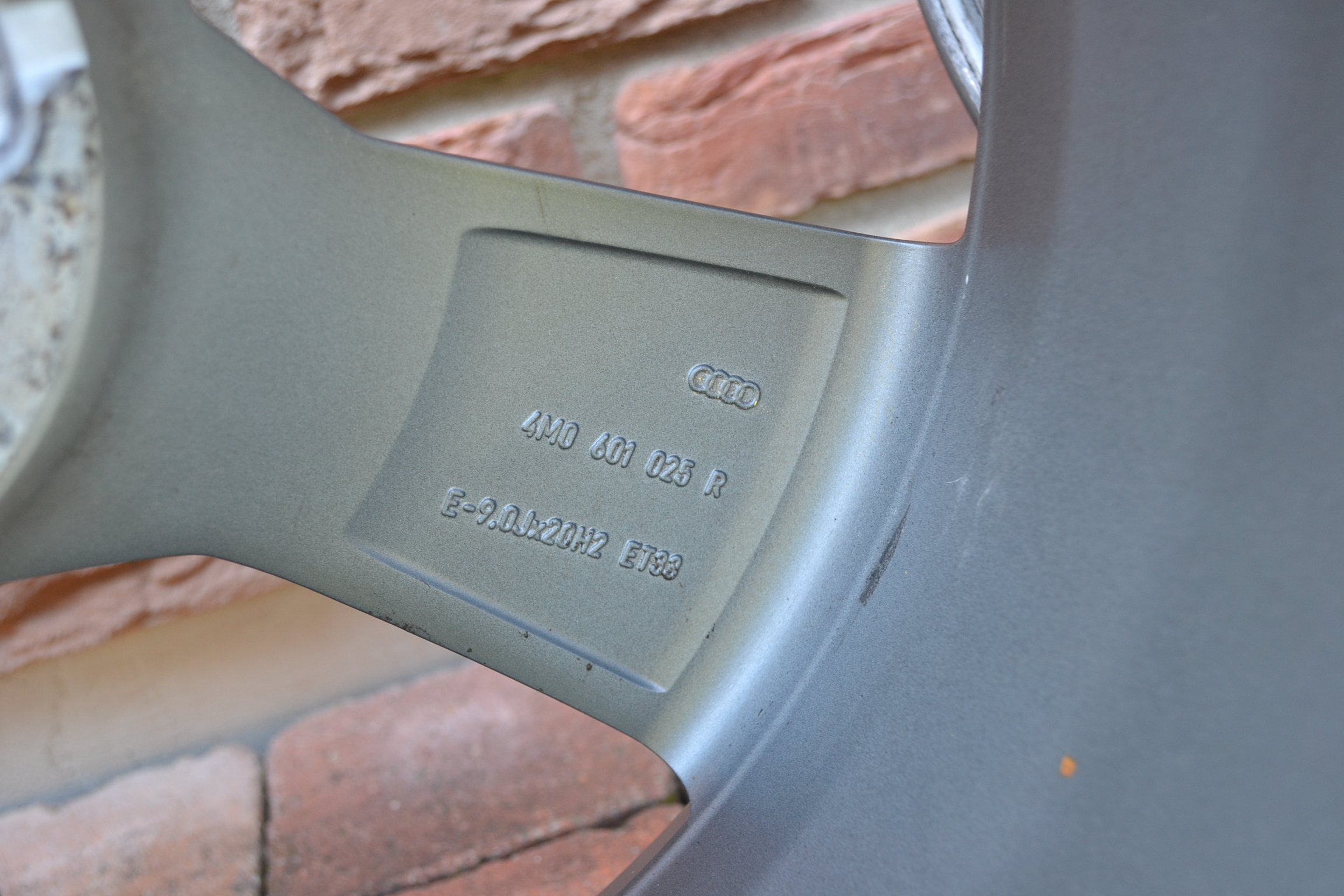 5×112 R20 Originál hliníkové disky Audi Q7 SQ7 – Obrázok 7