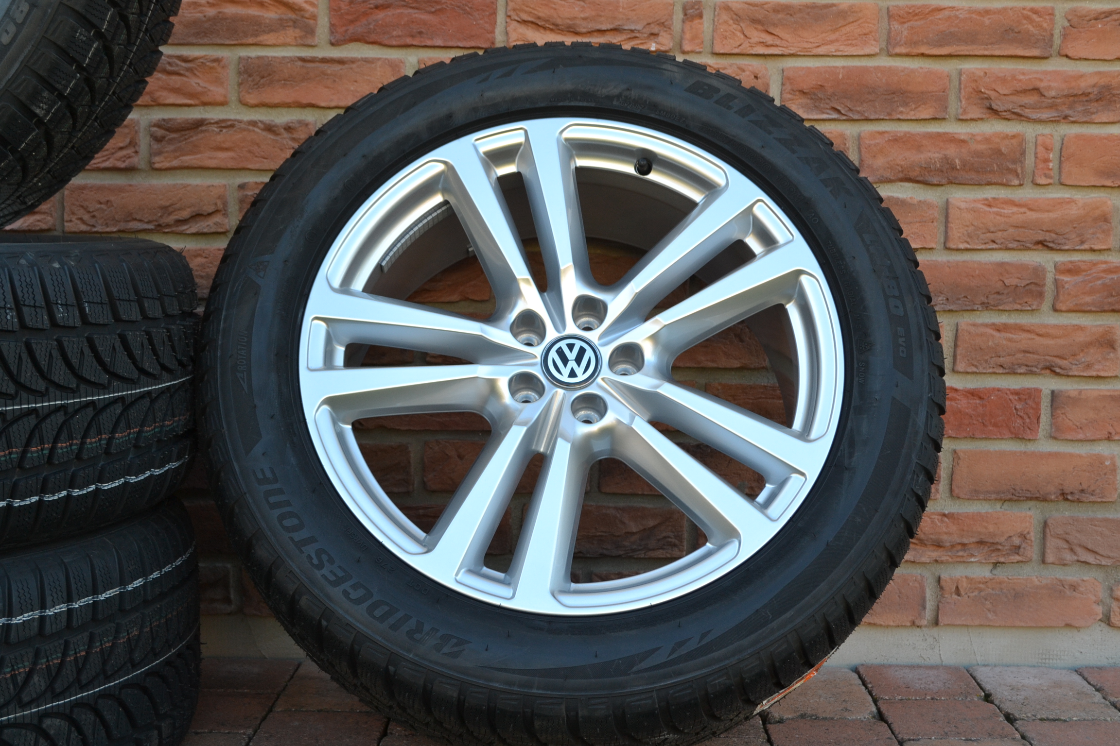 5x112 R20 Zimná sada Originál Audi Q7 alebo VW Touareg + 255/50 R20 Bridgestone Cena uvedená za celu sadu – Obrázok 12