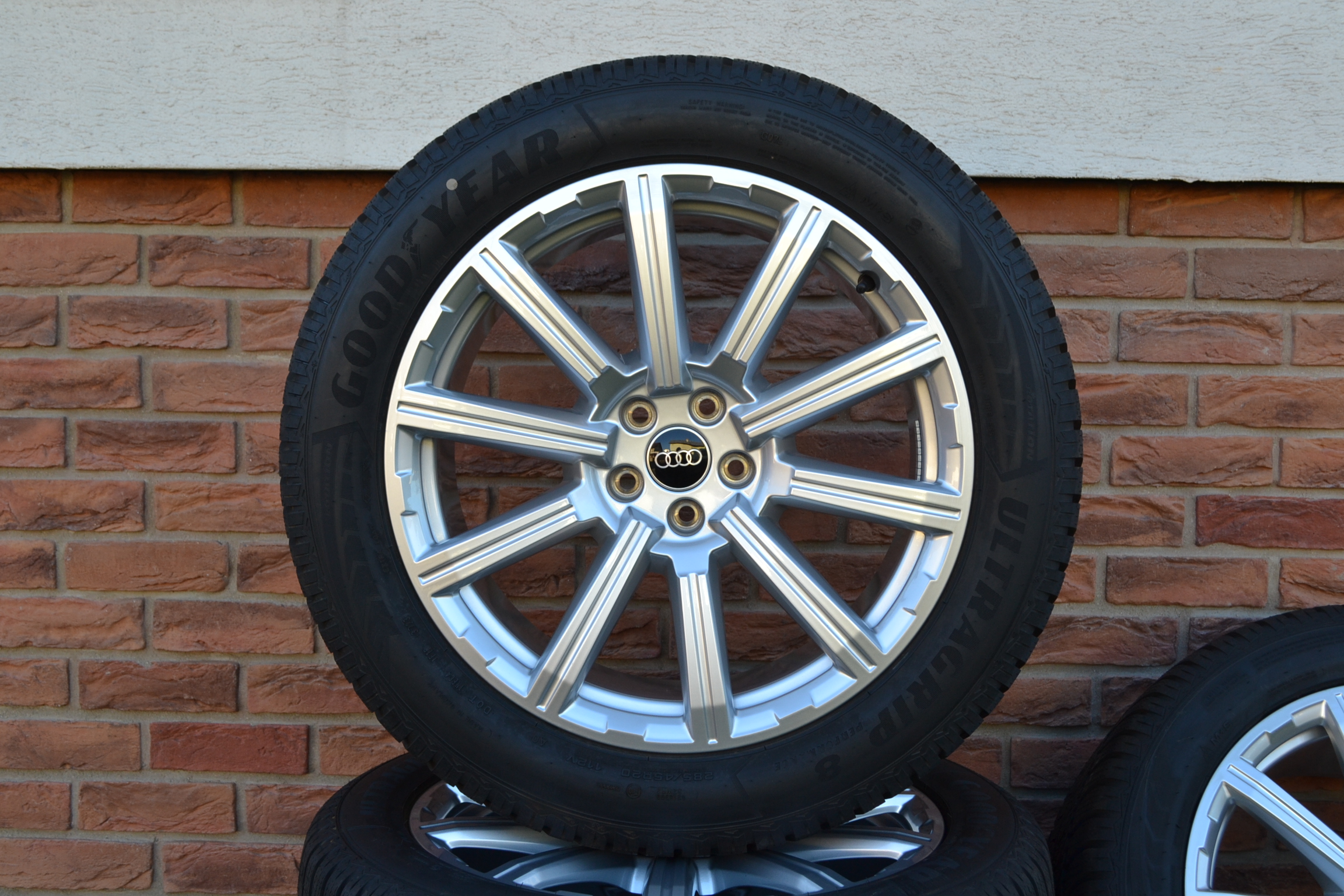 5x112 R20 Zimná sada Originál Audi Q7 S-line Cena Uvedená za celu sadu – Obrázok 2