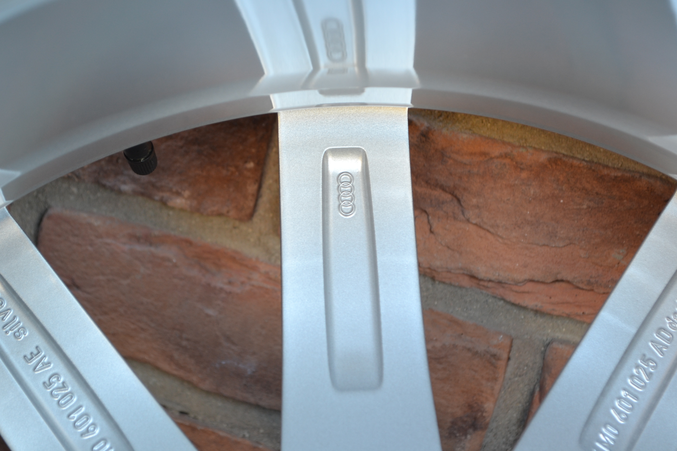 5x112 R20 Zimná sada Originál Audi Q7 S-line Cena Uvedená za celu sadu – Obrázok 7