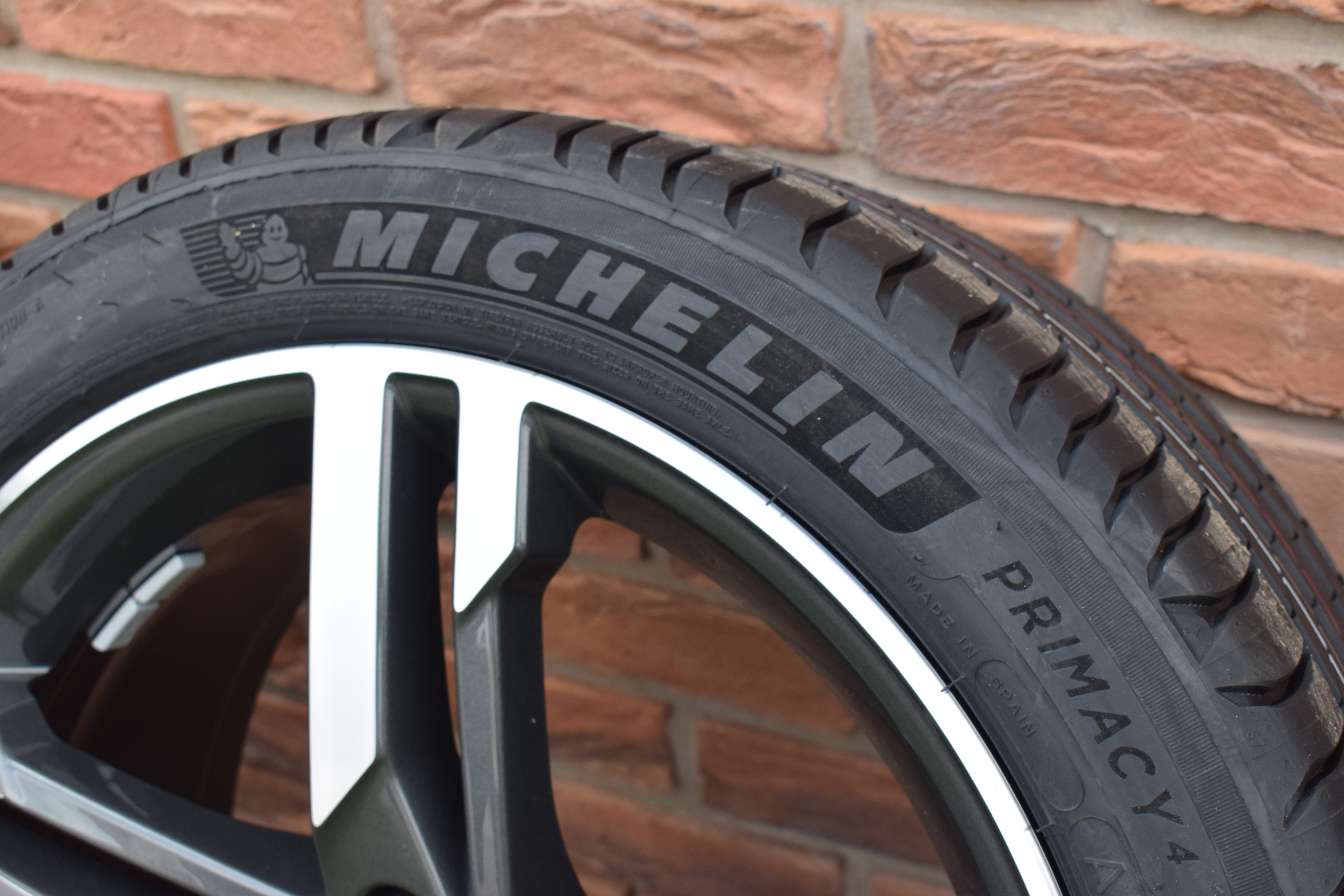 5x112 R18 Letná sada Originál Audi A4 b9 s-line – Obrázok 6