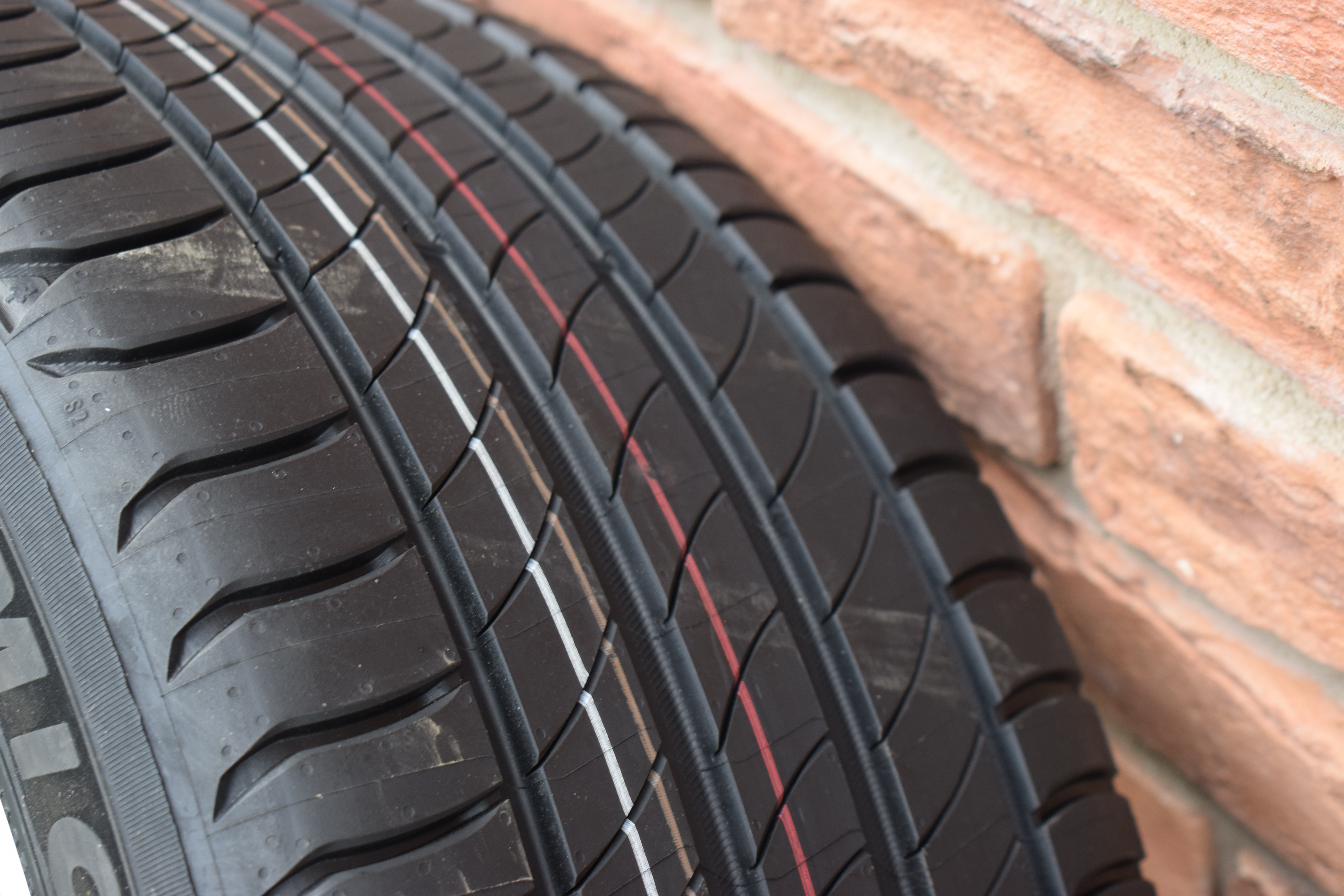 5x112 R18 Letná sada Originál Audi A4 b9 s-line – Obrázok 8