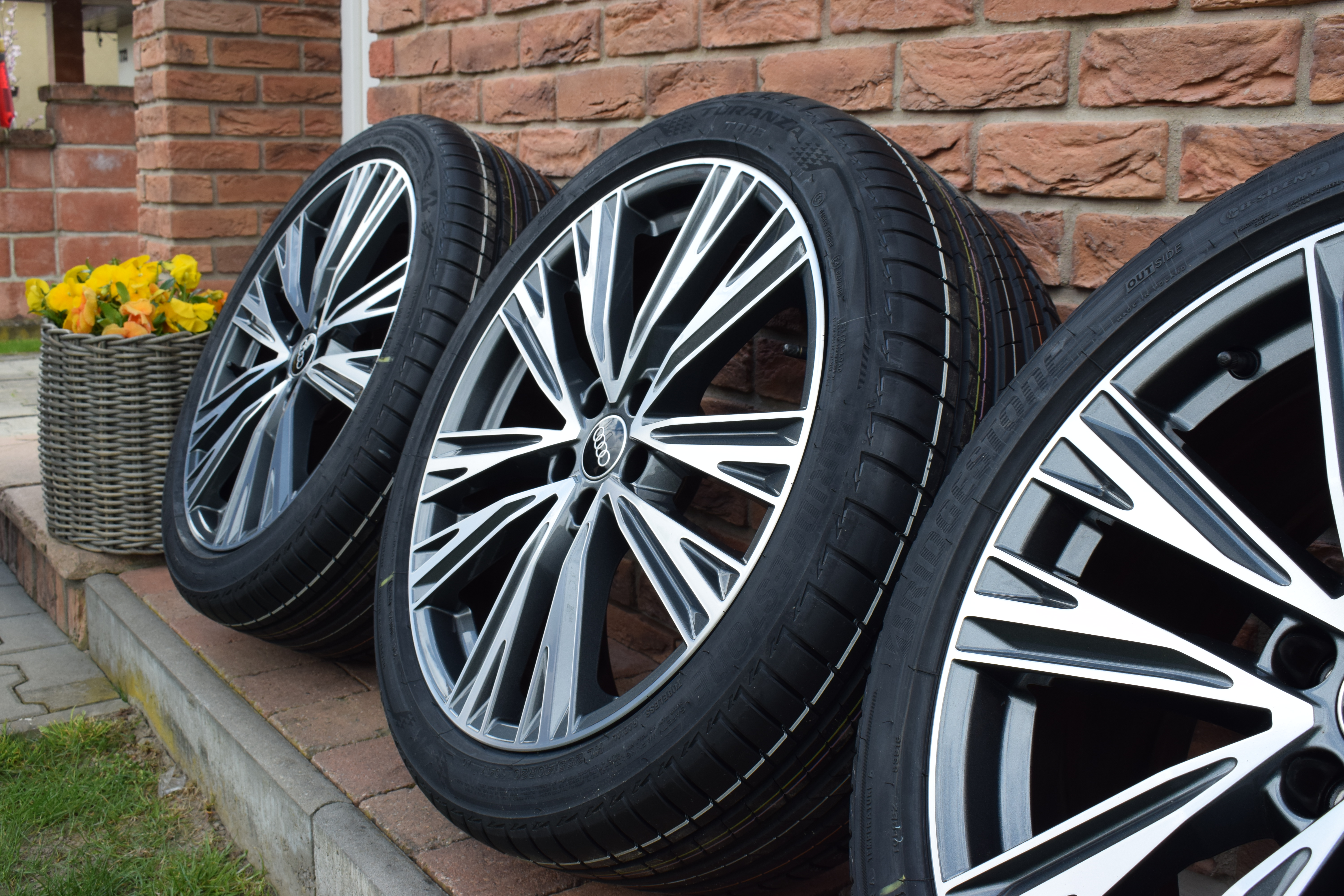 5x112 R20 Letná sada Originál Audi A6 c8 s-line – Obrázok 5