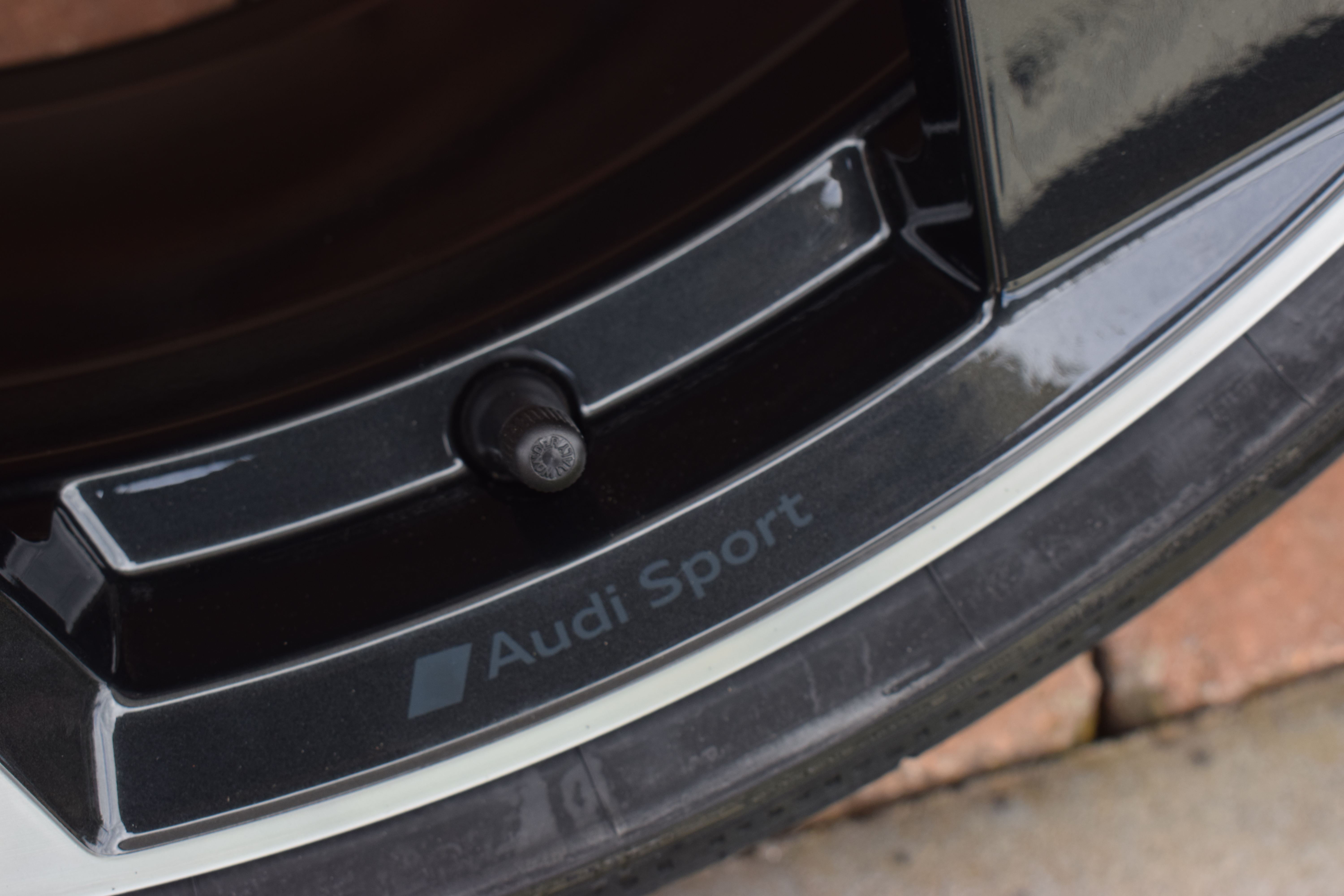 5x112 R20 Letná sada Originál Audi RS4 RS5 – Obrázok 5