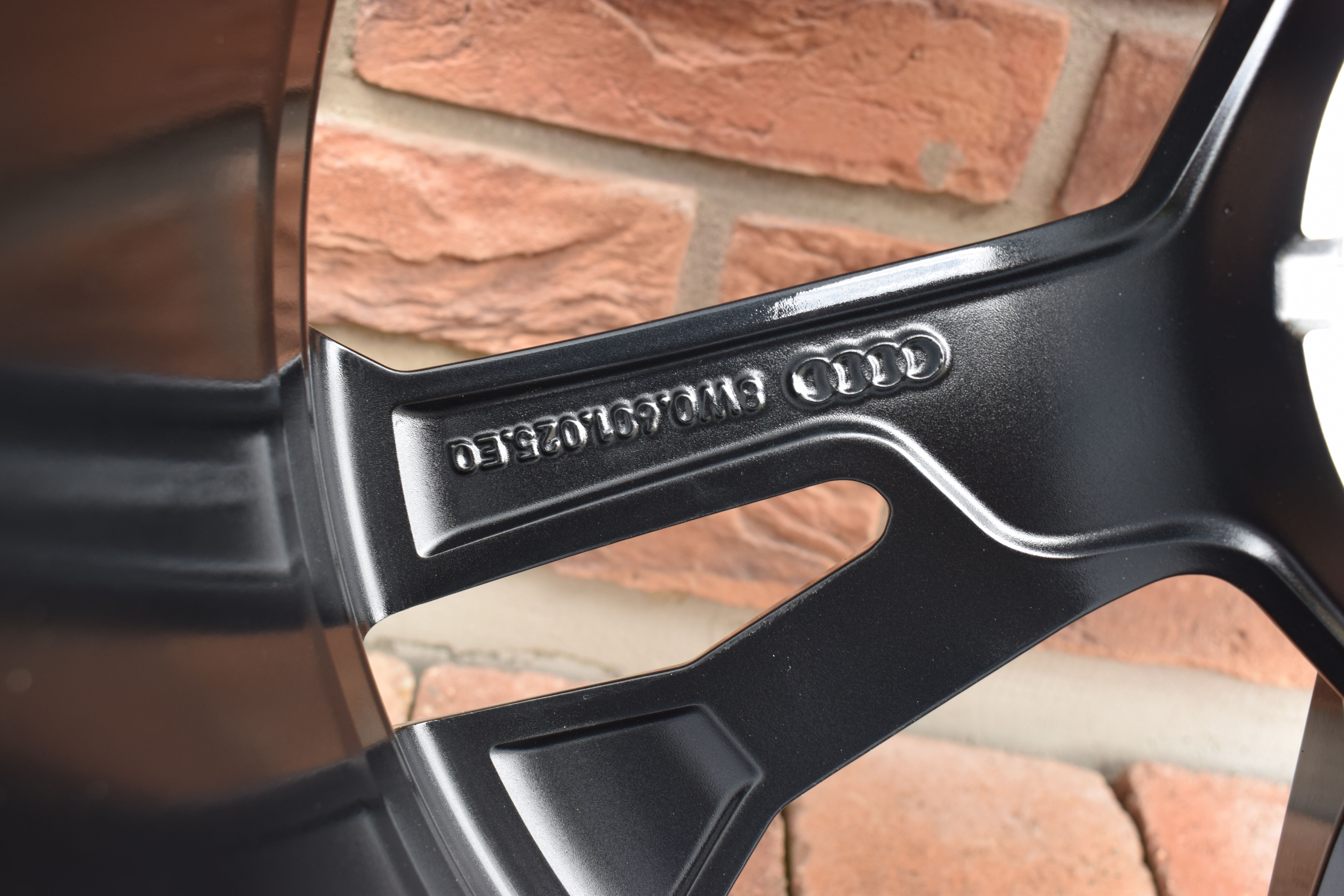5x112 R20 Letná sada Originál Audi RS4 RS5 – Obrázok 11