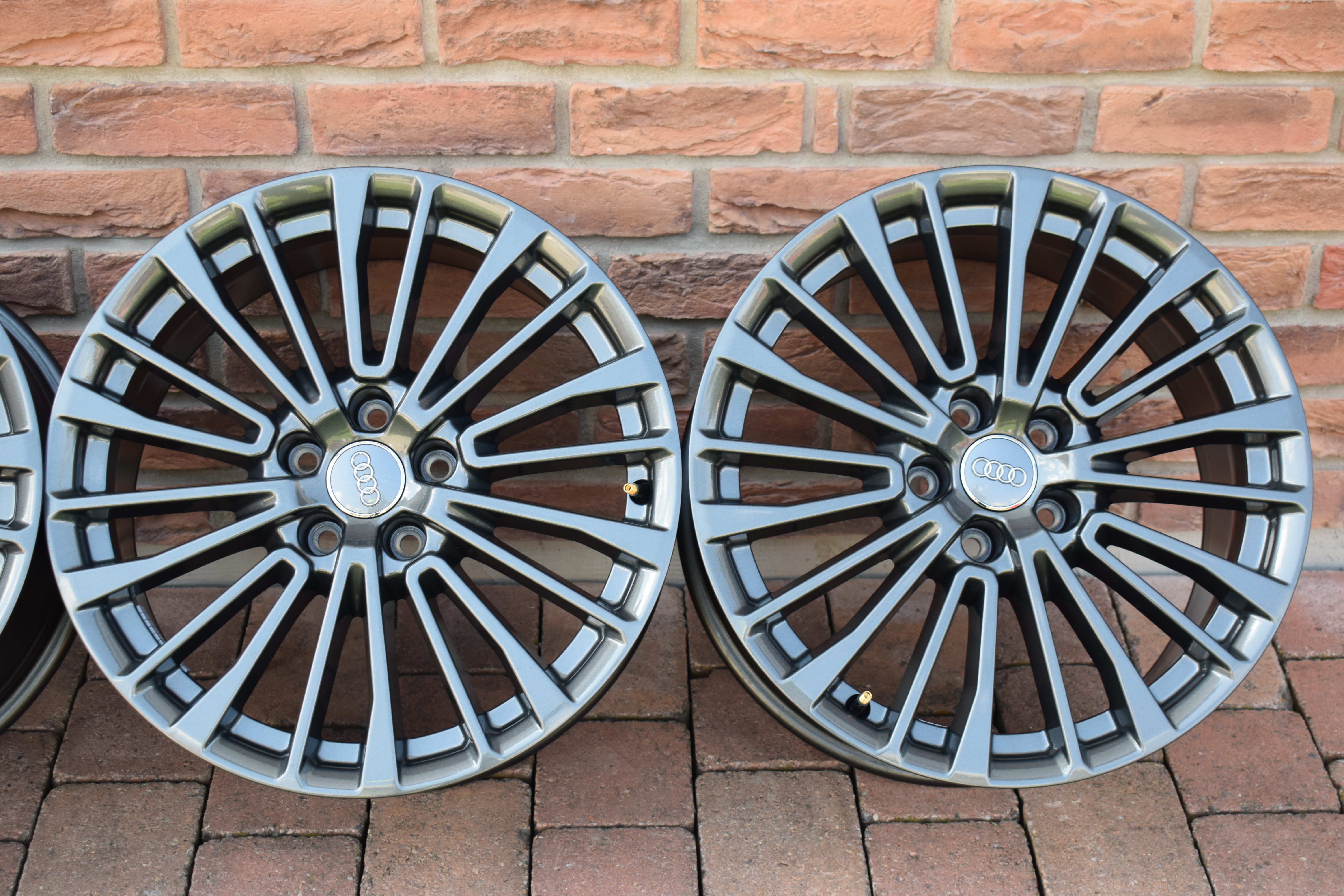 5x112 R18 Hlinikove disky Original Audi A6 c8 – Obrázok 4