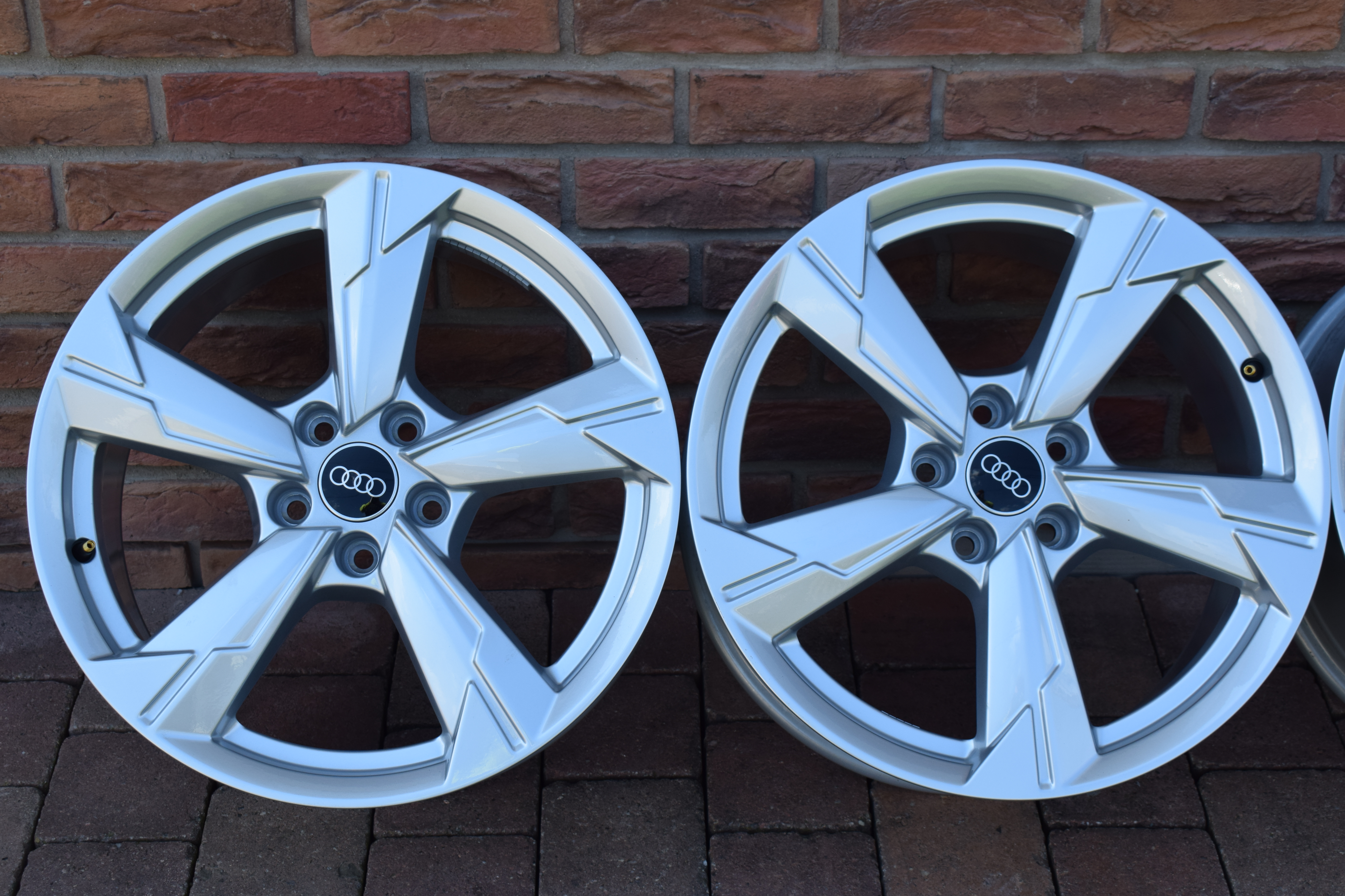 5x112 R18 Hliníkové disky Originál Audi – Obrázok 4
