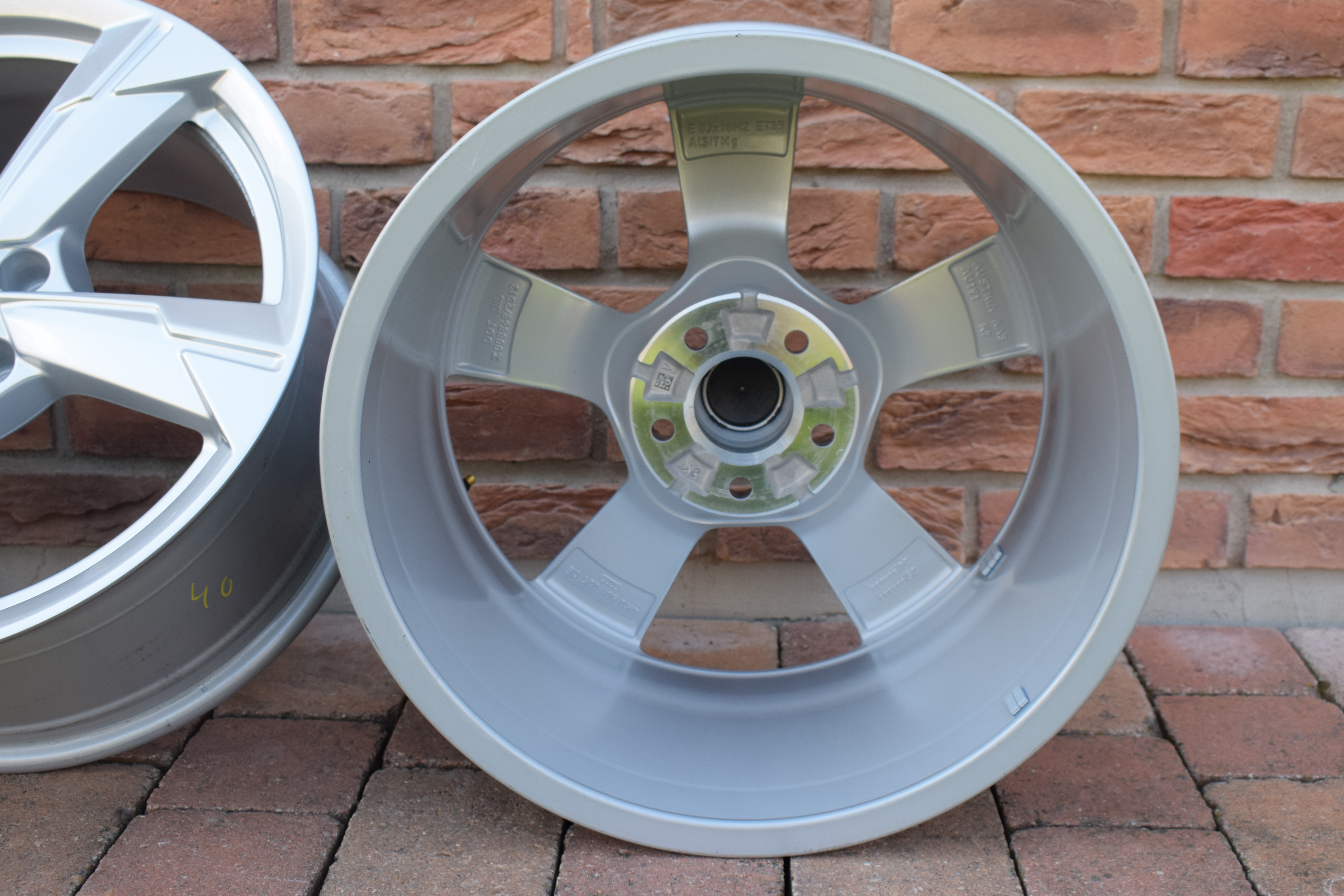 5x112 R18 Hliníkové disky Originál Audi – Obrázok 6